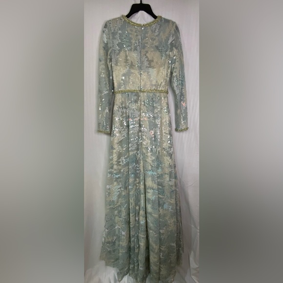 MAC DUGGAL Long Sleeve Sequin Gown - Picture 5 of 14